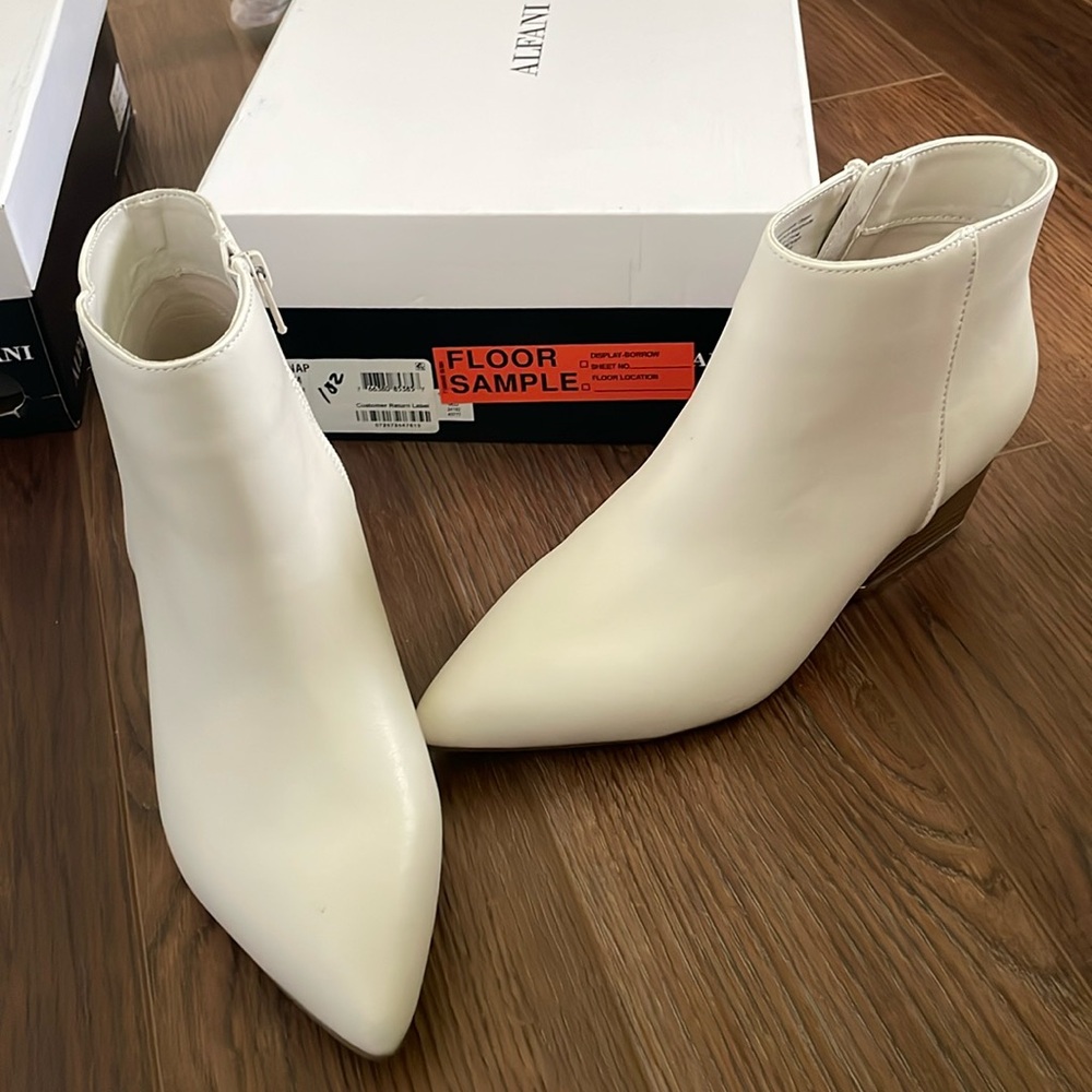 Alfani ARMENAP bone boot size 6